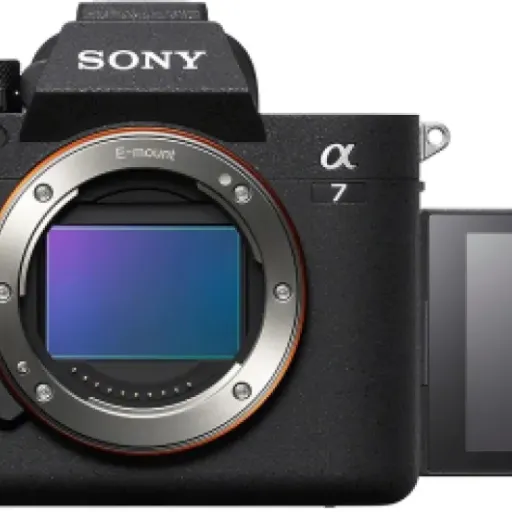 Sony Alpha 7 IV + 50mm F1.8 Review: a very capable hybrid setup that’s not cheap, but gets the job done
