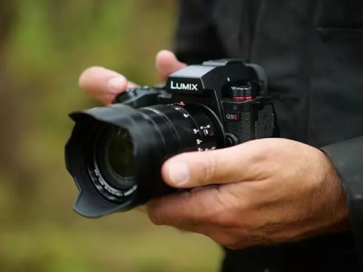 LUMIX DC-G9M2E Micro Four Thirds Mirrorless Camera, 25.2MP, 4K 120p/100p & 5.7K 30p/25p, Phase Hybrid AF, 5-Axis BIS, OLED LVF, Wi-Fi, Bluetooth, HDMI, Body Only, Black