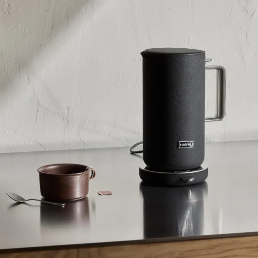 Kettle 1.2L Matte Black – Variable Temperature Settings, 360° Swivel Base, Quiet Boil, Non-Drip Spout