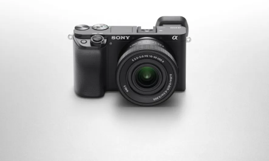 Sony Alpha 6100 - APS-C Mirrorless Camera with Sony 16-50 mm f/3.5-5.6 Power Zoom Lens (Fast 0.02s Autofocus, Eye Tracking Autofocus for Human and Animal, 4K Movie Recording and Flip Screen) Alpha 6100 Kit SELP16502B