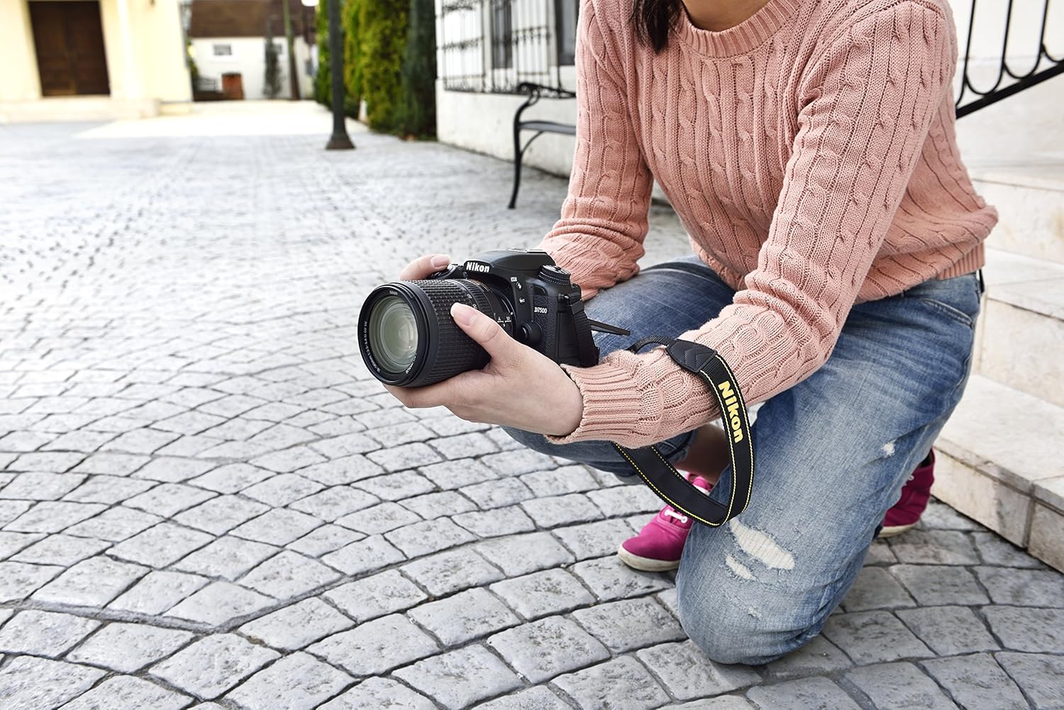 D7500 Camera Body with 18-140 mm VR Digital DSLR Kit - Black Camera Body with 18-140 mm Lens Single